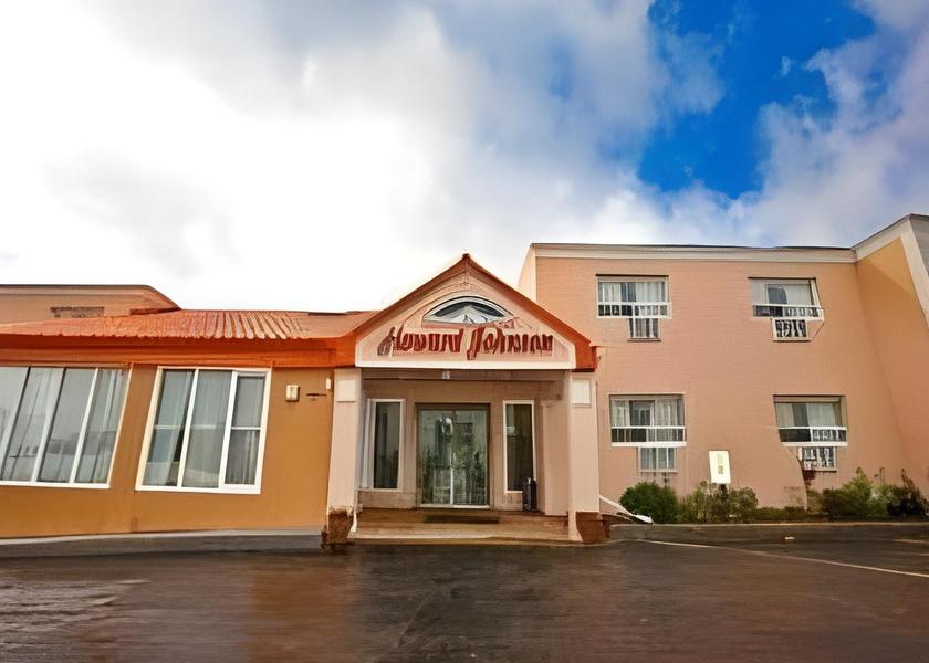 Ontario Gravenhurst Hotel Exterior