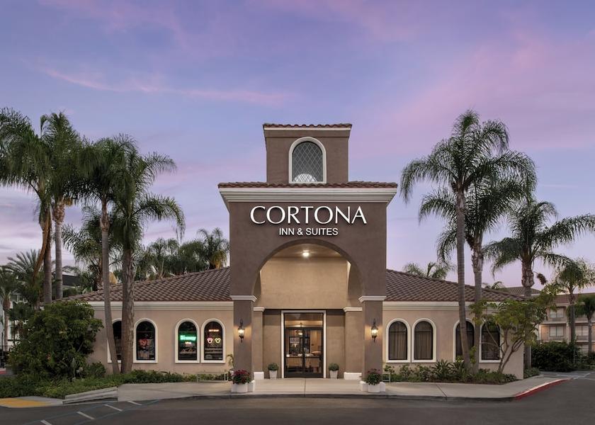 California Anaheim Exterior