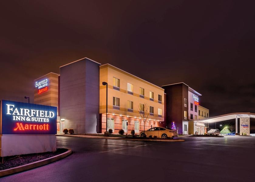 New York Utica Exterior Detail