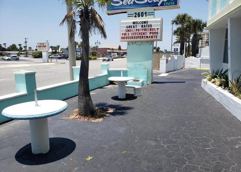 Florida Daytona Beach Shores Facade