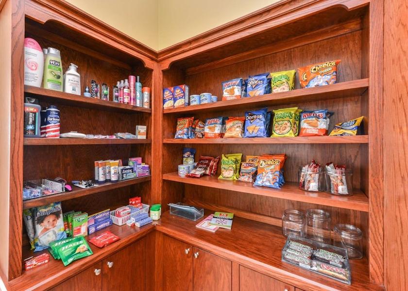 Connecticut Mansfield Center Gift Shop