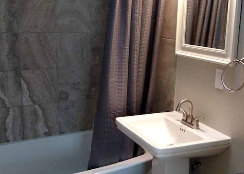 Washington Friday Harbor Bathroom