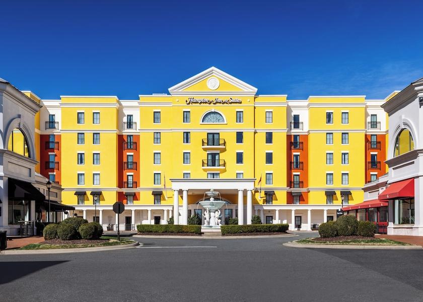 North Carolina Charlotte Exterior Detail