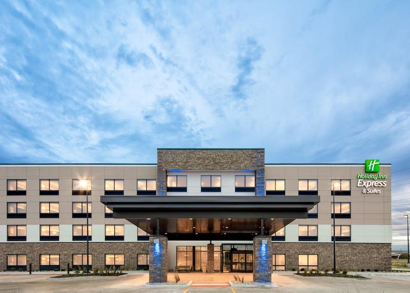 Illinois East Peoria Exterior Detail