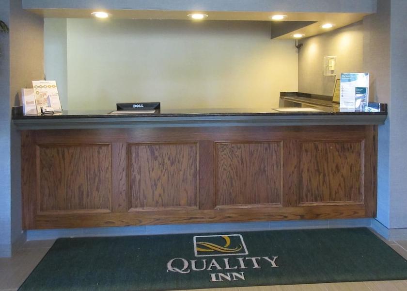 Mississippi Holly Springs Lobby