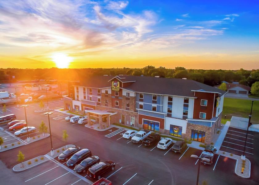 South Dakota Aberdeen Exterior Detail