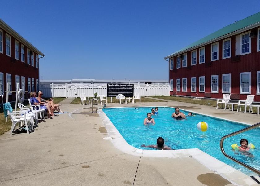 Indiana Nappanee Courtyard