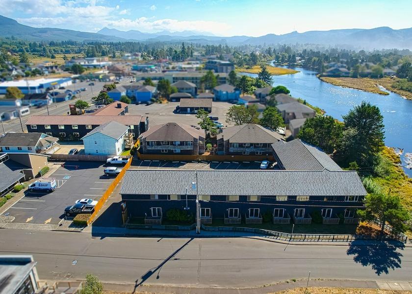 Oregon Seaside Facade