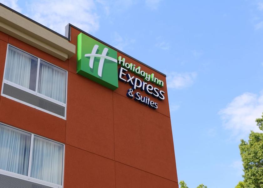 North Carolina Flat Rock Exterior Detail