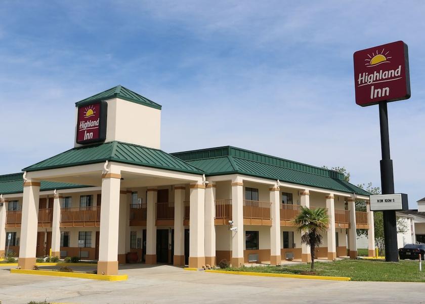 Louisiana Gonzales Facade