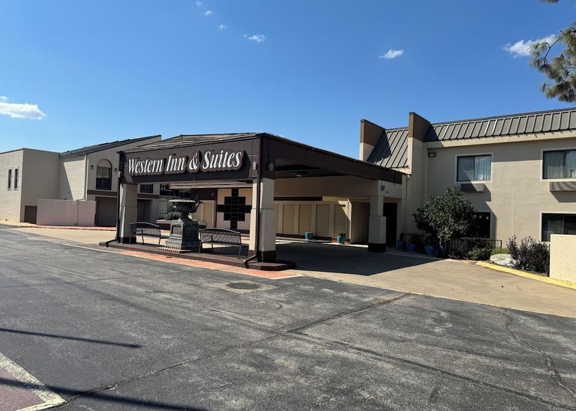 Oklahoma Enid Exterior Detail