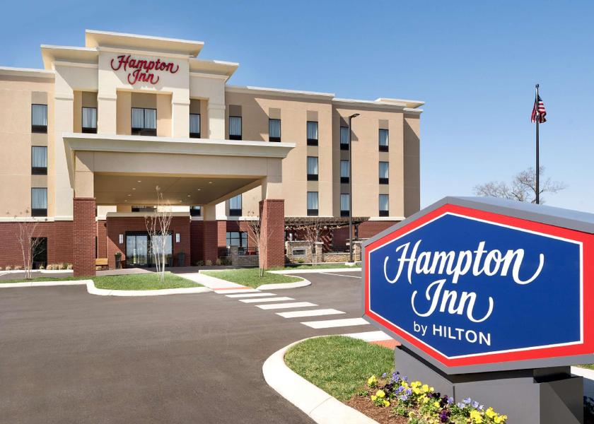 Tennessee Spring Hill Hotel Exterior