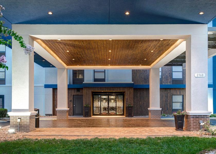 North Carolina Monroe Exterior Detail