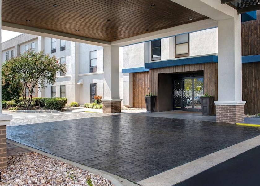 North Carolina Monroe Exterior Detail