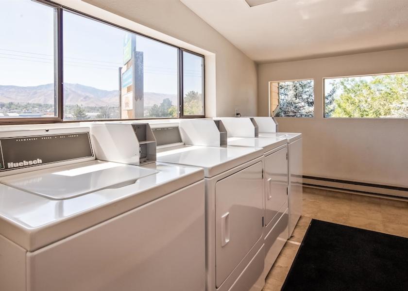 Washington East Wenatchee Laundry room