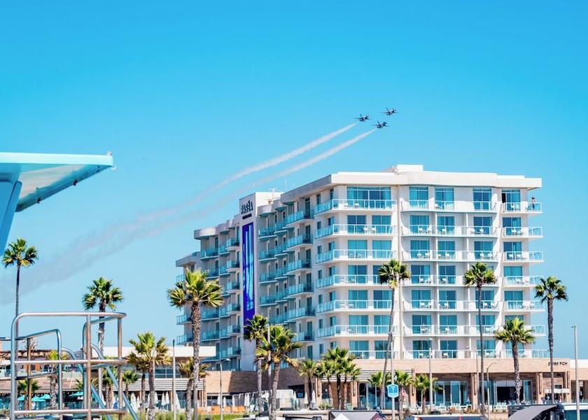 California Huntington Beach Exterior