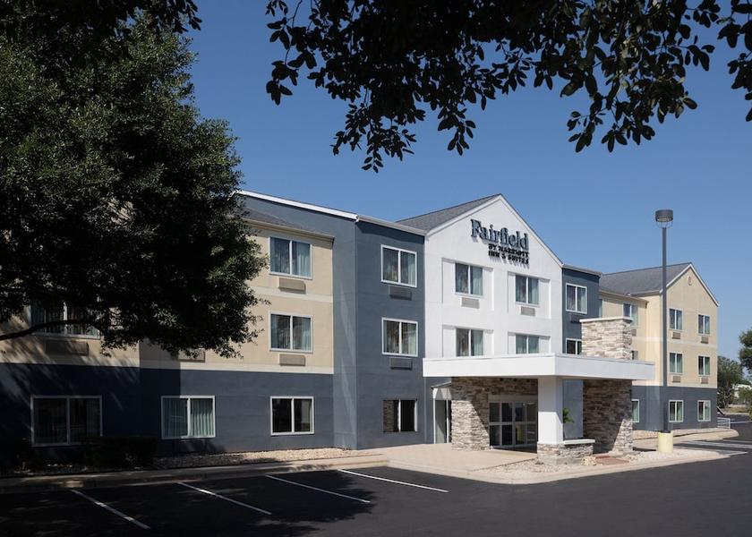 Texas Austin Exterior Detail