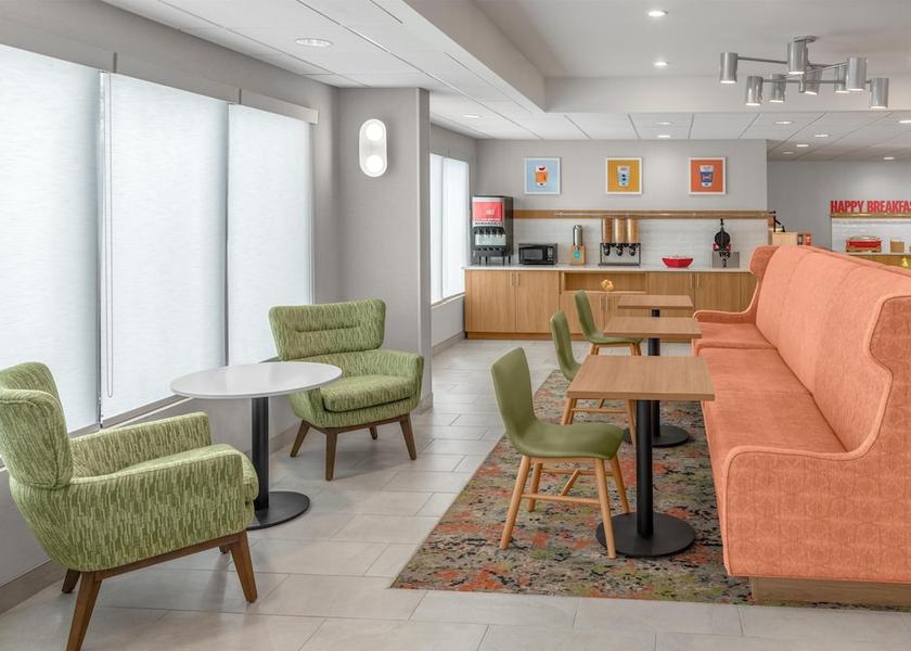 Kansas Shawnee Breakfast Area