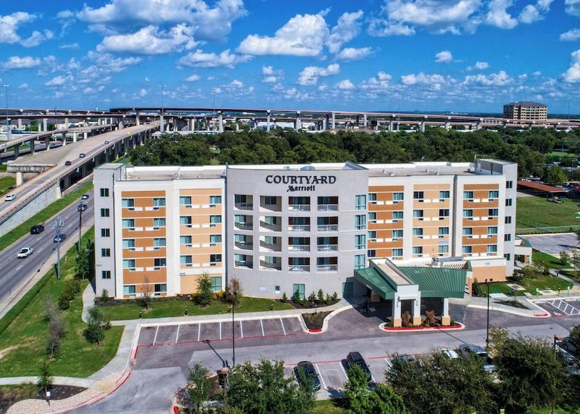 Texas Austin Exterior Detail