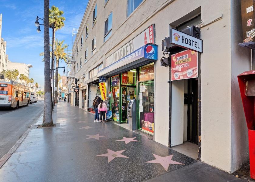 California Los Angeles Exterior