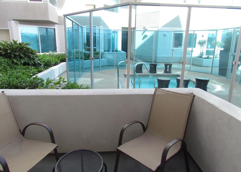 California Marina del Rey Terrace
