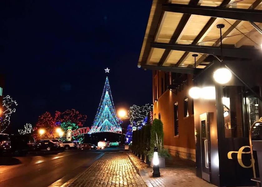 Wisconsin La Crosse Facade