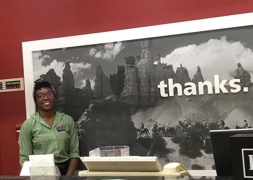 Utah Layton Entrance