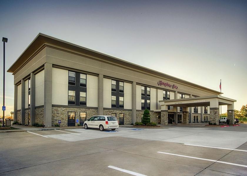 Kansas Salina Exterior Detail