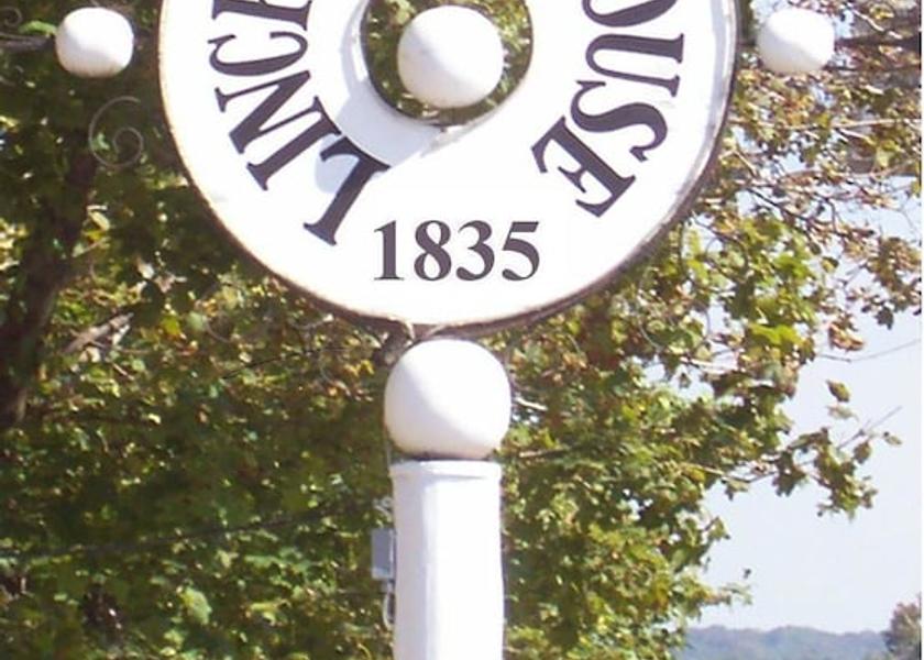 New York cazenovia Exterior Detail