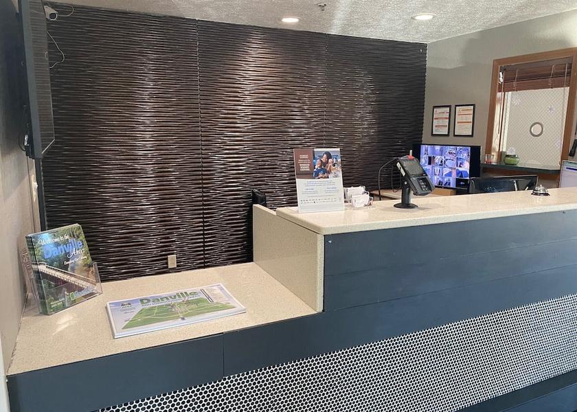 Illinois Danville Reception