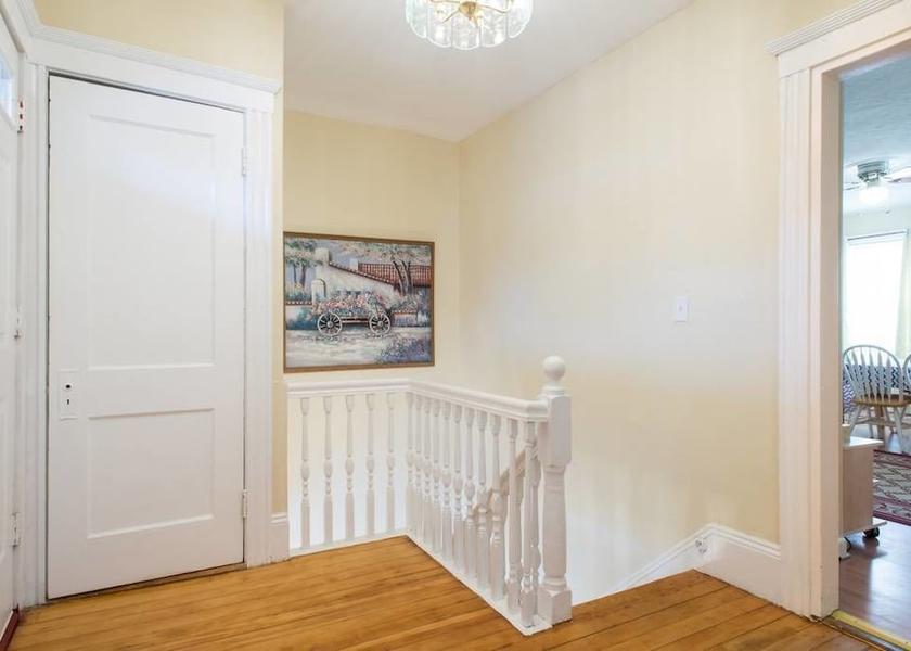Massachusetts Salem Living Area