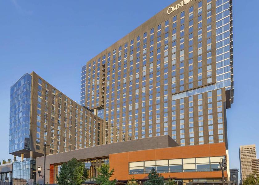 Kentucky Louisville exterior view