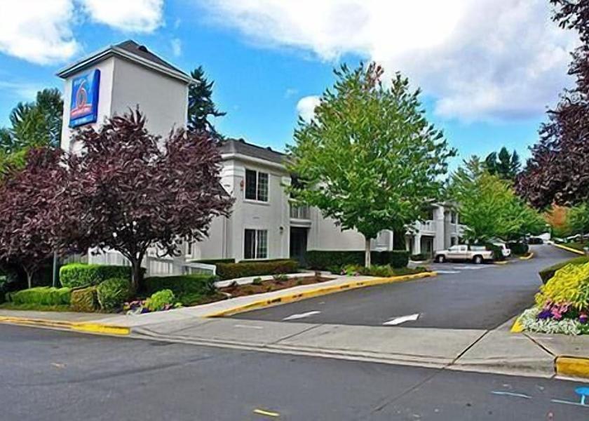 Washington Mountlake Terrace Facade