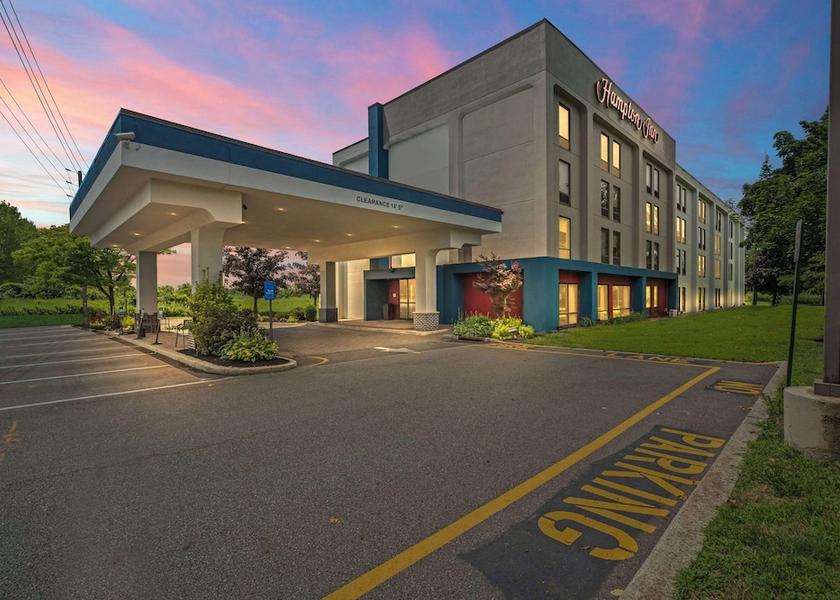 New Jersey Ridgefield Park Exterior Detail