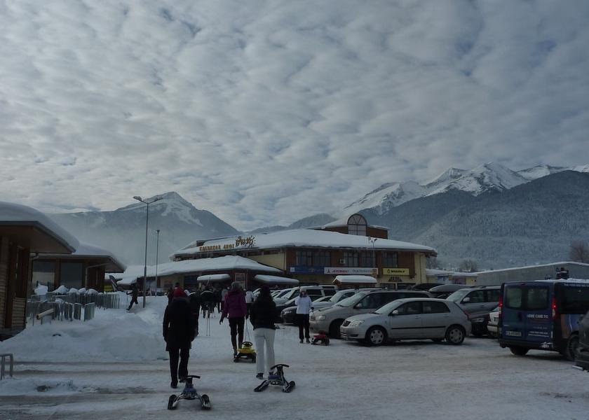  Bansko Exterior Detail