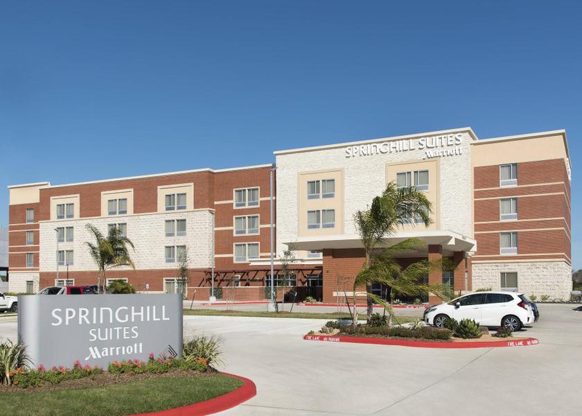 Texas Sugar Land Hotel Exterior