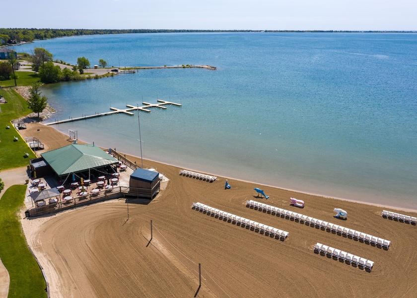 Michigan East Tawas Beach bar