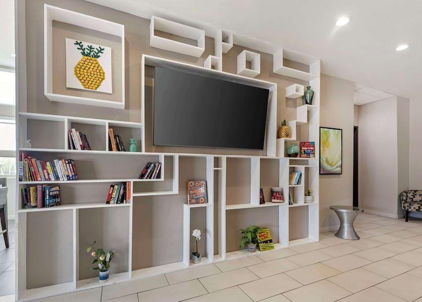 Texas Pflugerville Lobby