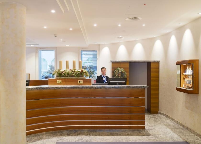 Canton of Zurich Zurich Reception