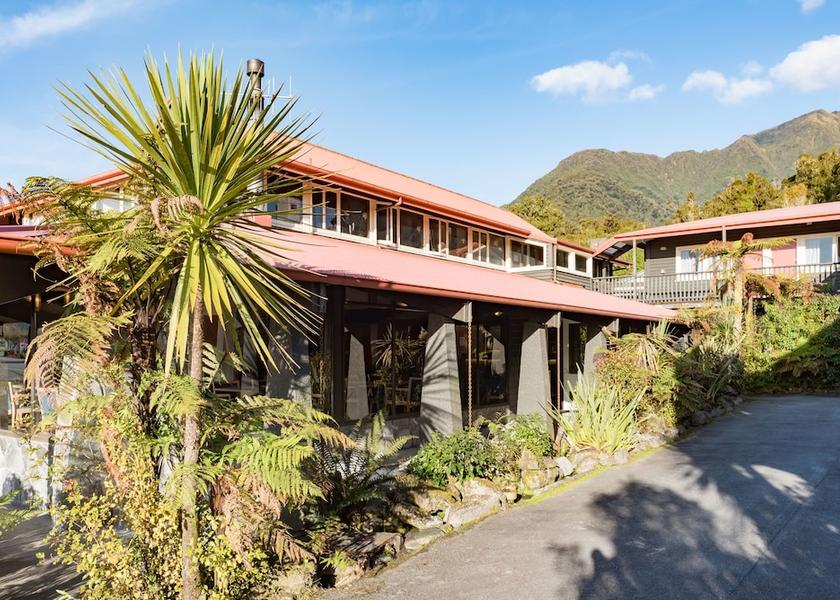 West Coast Fox Glacier Porch