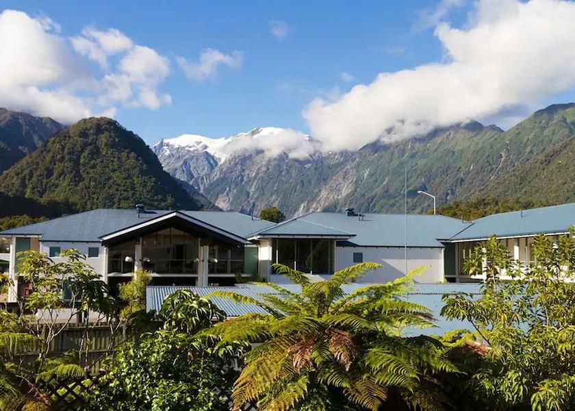 West Coast Franz Josef Glacier Exterior
