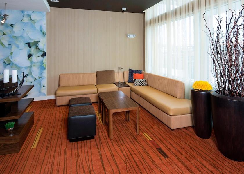 Texas Midlothian Lobby