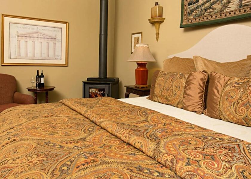 California Murphys Room