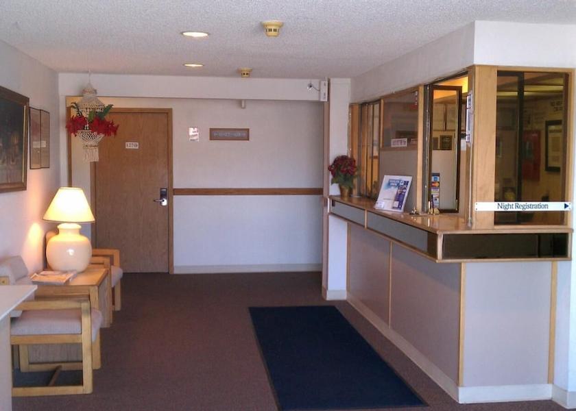 Arizona Bullhead City Lobby