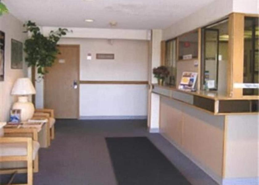 Nevada Bullhead City Lobby