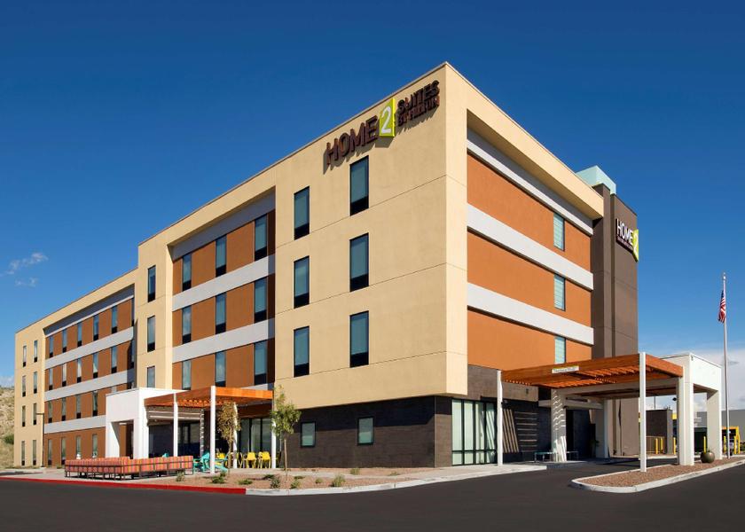 New Mexico Las Cruces Hotel Exterior