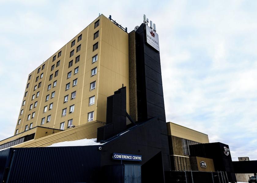 Alberta Grande Prairie Facade