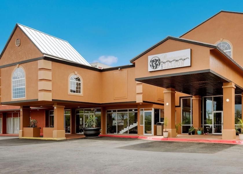 Texas San Angelo Facade