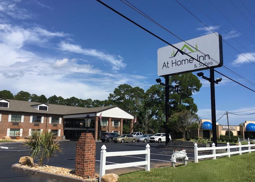 Florida Pensacola Front of property
