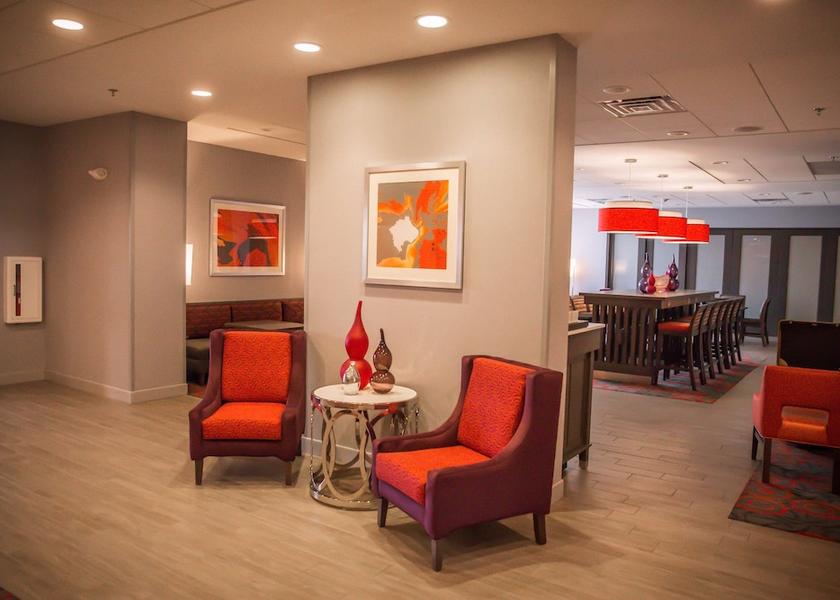 Illinois Pontiac Lobby